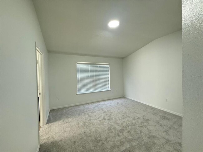 Building Photo - 6512 S Goldenrod Rd