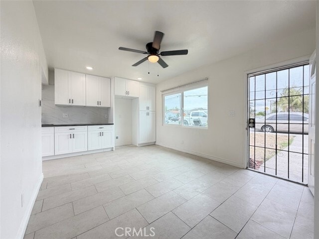 Building Photo - 3820 W Valencia Dr