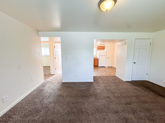 Building Photo - 359 S 150 W