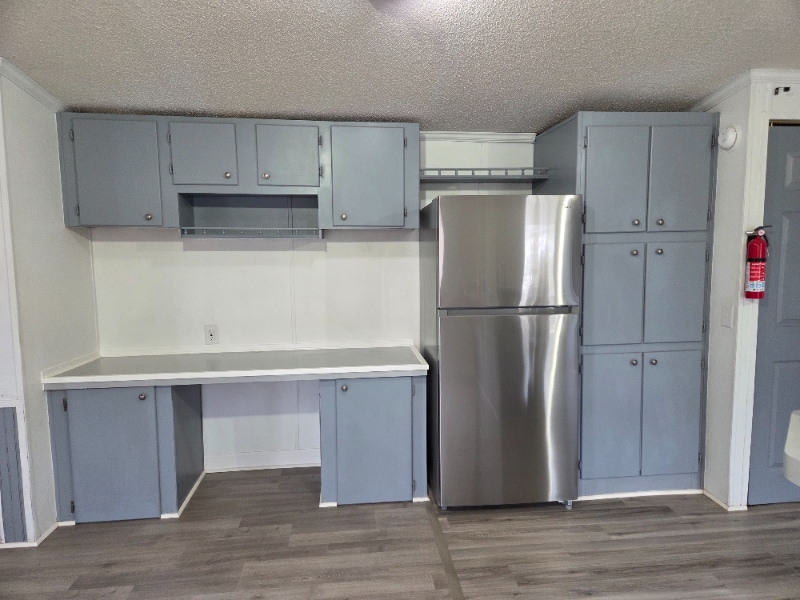 Building Photo - 401 Vista Ave