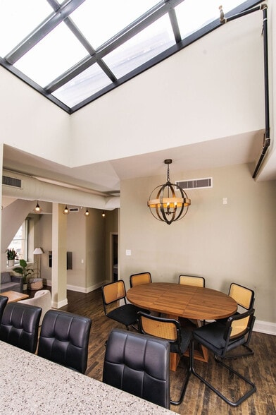 Building Photo - 225 E Michigan St