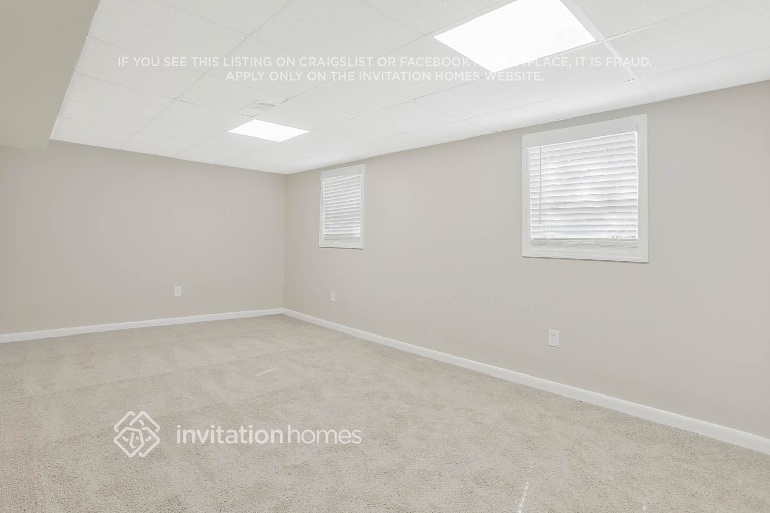 Building Photo - 544 Oakside Dr SW