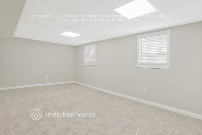 Building Photo - 544 Oakside Dr SW