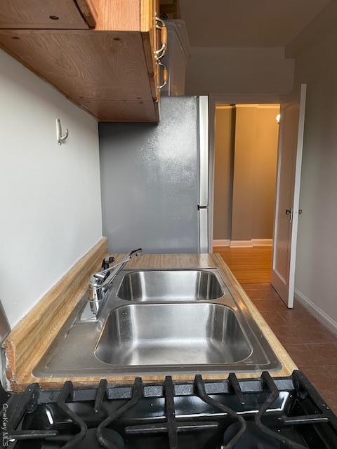 Building Photo - 300 Main St