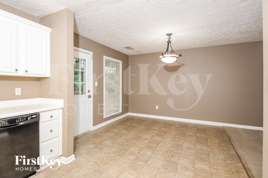 Building Photo - 2248 Lake Ranch Ct