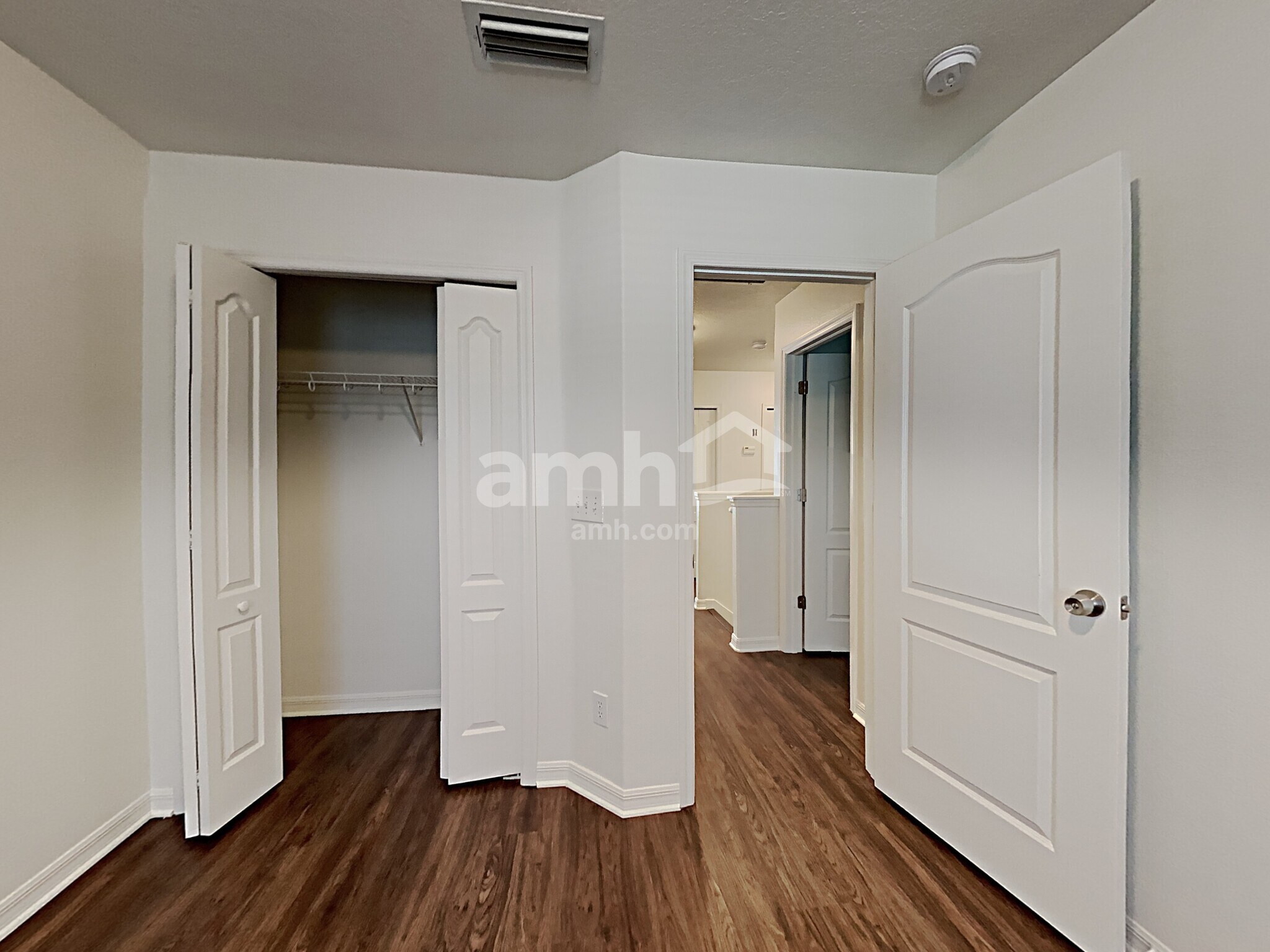 Building Photo - 5126 Clover Mist Dr