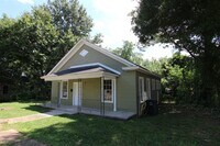 Building Photo - 9 W Roy St