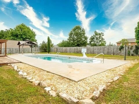 Building Photo - 213 Spanish Trl