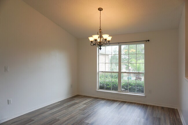 Building Photo - 6333 Havenmist Ln