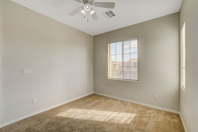 Building Photo - 4020 Thomas Patrick Ave