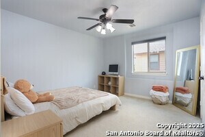 Building Photo - 611 Oxalis
