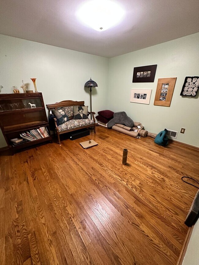 Building Photo - Dream Home in Highland, Michigan: Your Private Oasis on 5 Wooded Acres