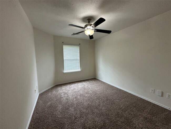 Building Photo - 21312 Terreton Springs Dr