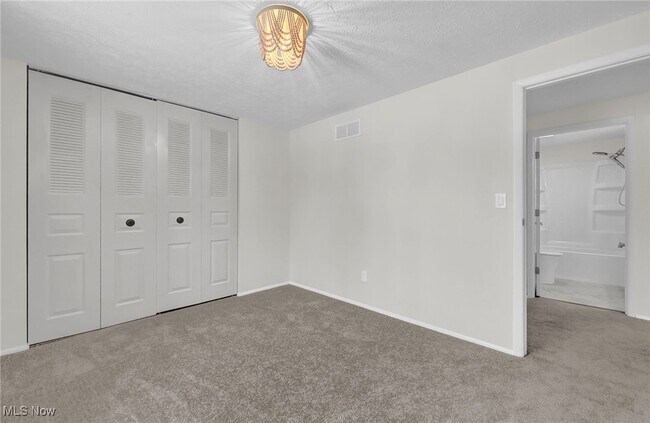 Building Photo - 5601 Sunset Dr