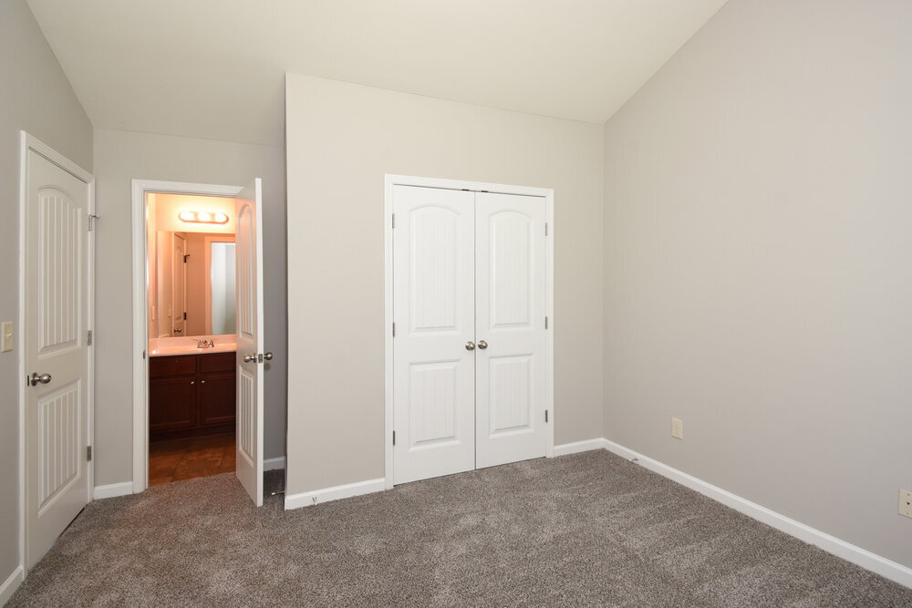 Building Photo - 930 Walking Stick Trail NE