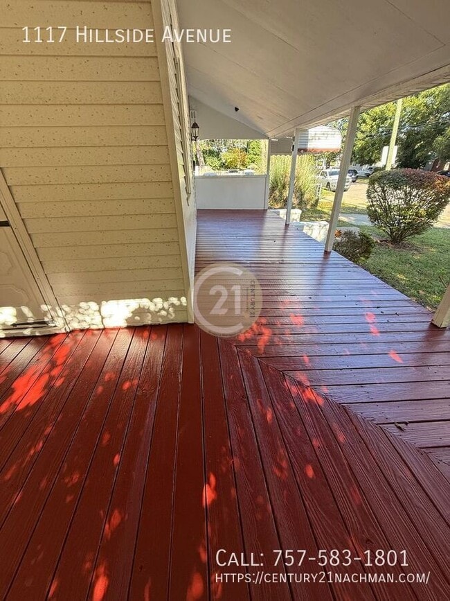 Building Photo - 1117 Hillside Ave