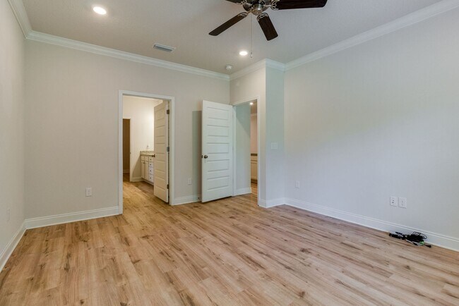 Building Photo - Turnkey 3 Bedroom Home in Firefly Community at Hammock Bay!