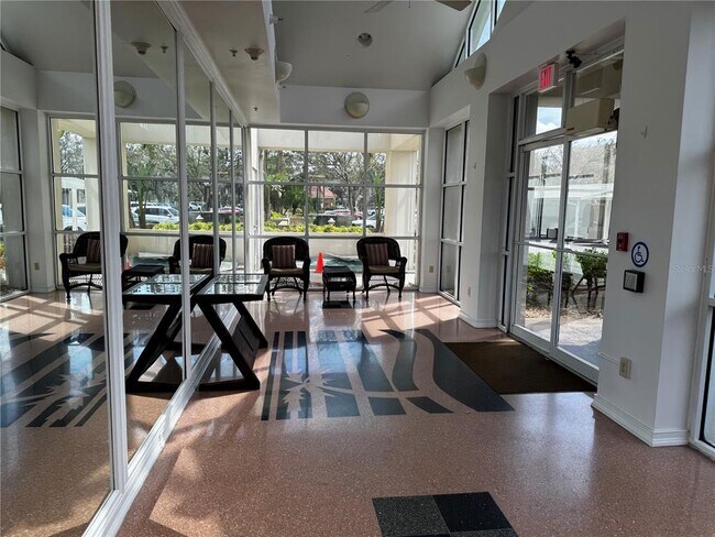 Building Photo - 2320 Terra Ceia Bay Blvd