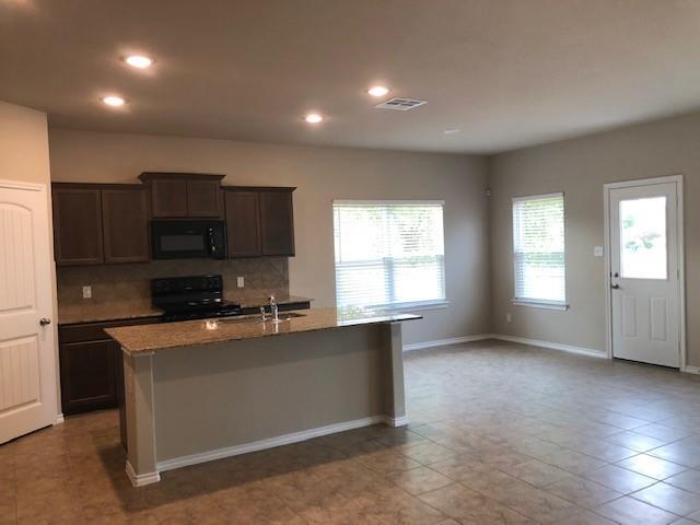 Building Photo - 3104 Gillespie St