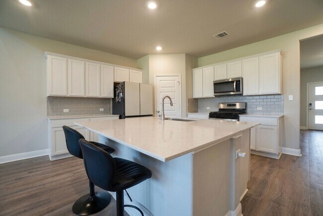 Building Photo - 16716 Casa Anna Dr.