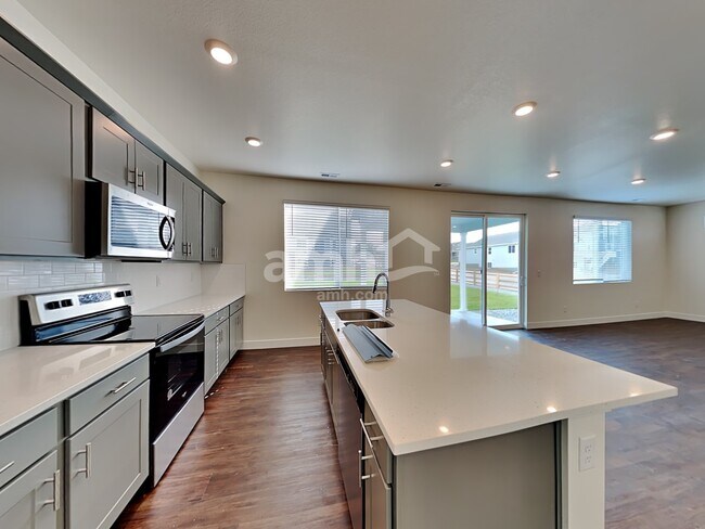 Building Photo - 3990 Patterdale Pl