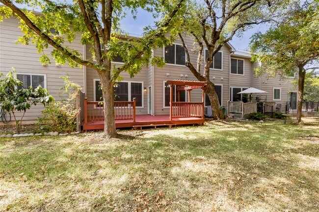 Building Photo - 4501 Whispering Valley Dr