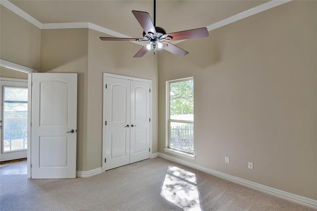 Building Photo - 4900 Rio Vista Dr