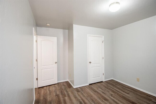 Building Photo - 8109 Frye Ln