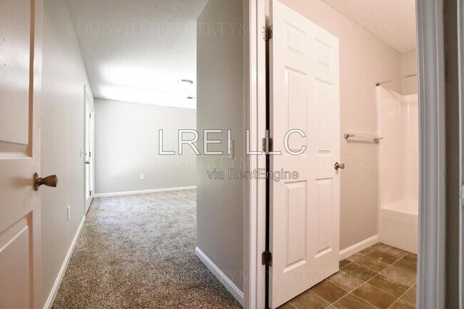 Building Photo - 306 Keeneland Dr