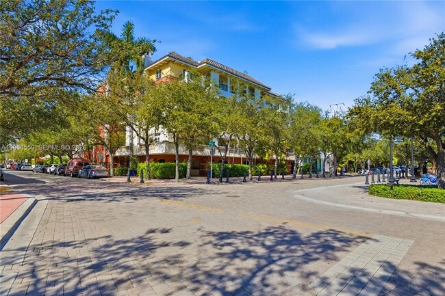 Building Photo - 300 Euclid Ave