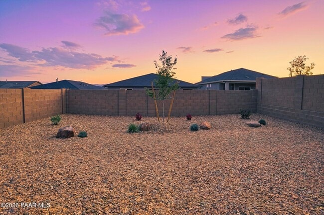 Building Photo - 1227 Cattle Trl