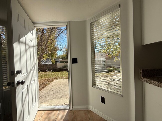 Building Photo - 4111 W 9580 S