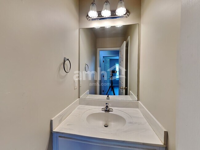 Building Photo - 2312 Herring Woods Trl