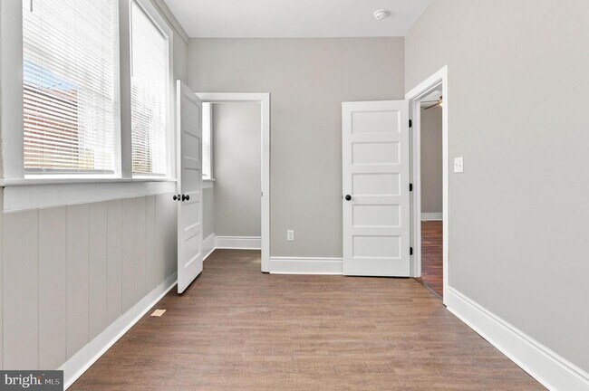 Building Photo - 132 N Braddock St