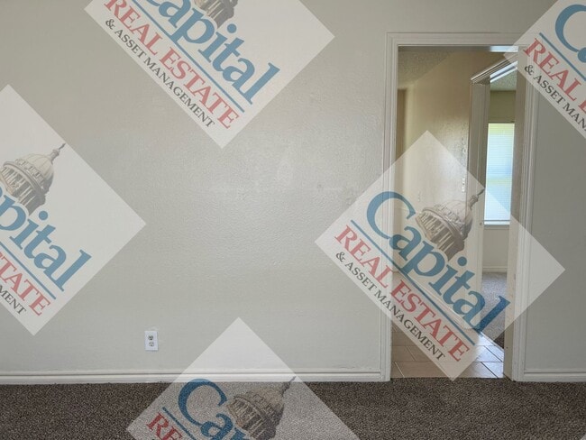 Building Photo - Home Sweet Home