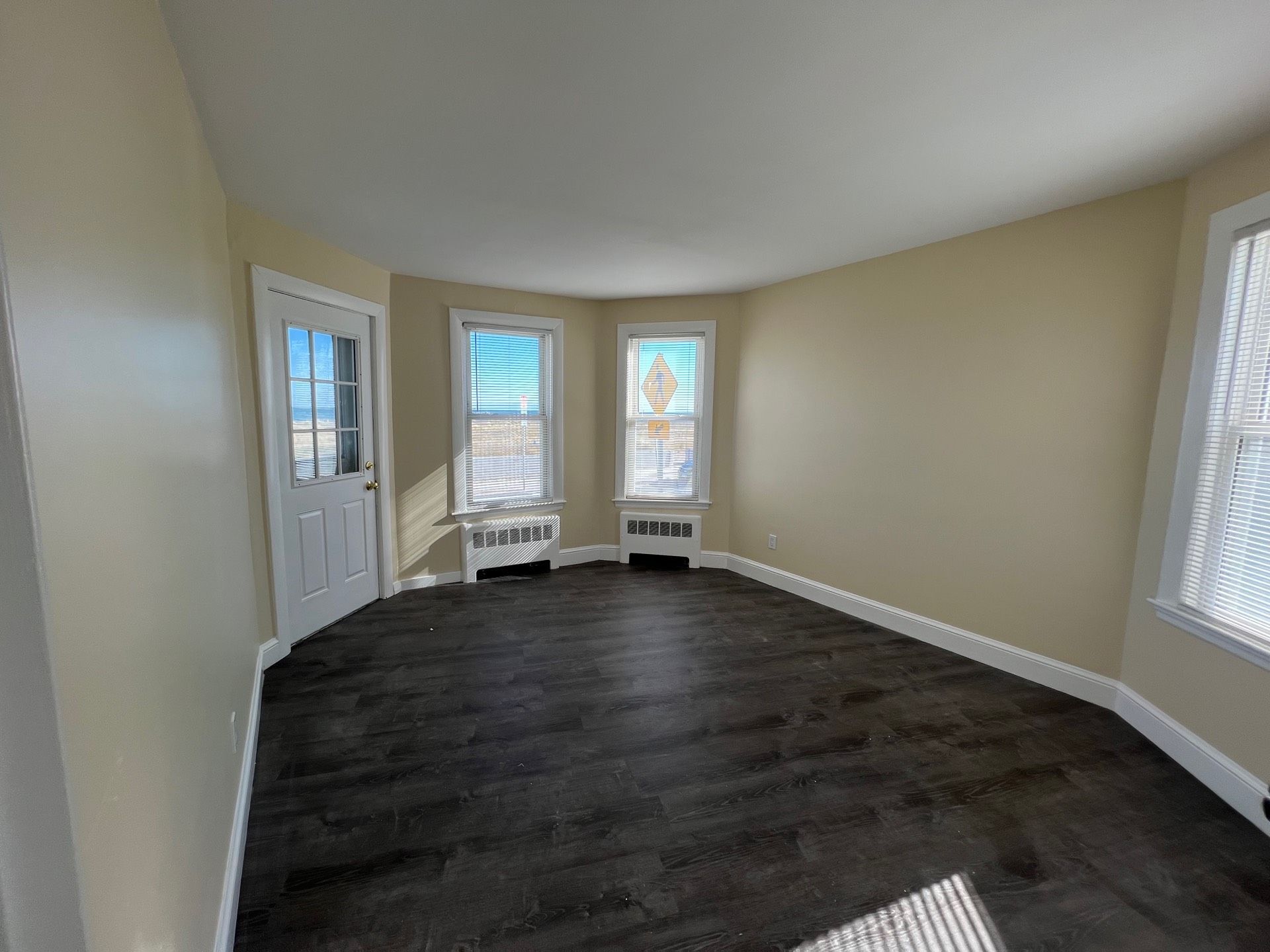 Building Photo - 90 Winthrop Shore Dr
