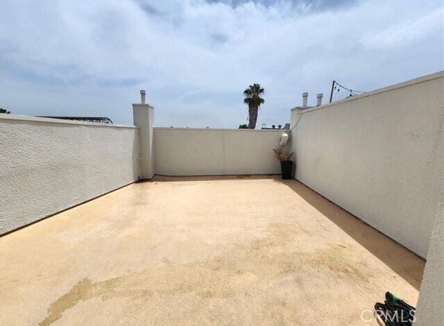 Building Photo - 14631 Dickens St