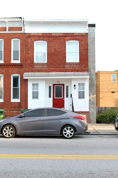 Primary Photo - 921 Washington Blvd