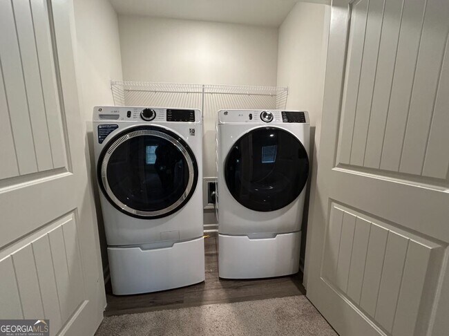 Building Photo - 18 Silverbell Ln NW