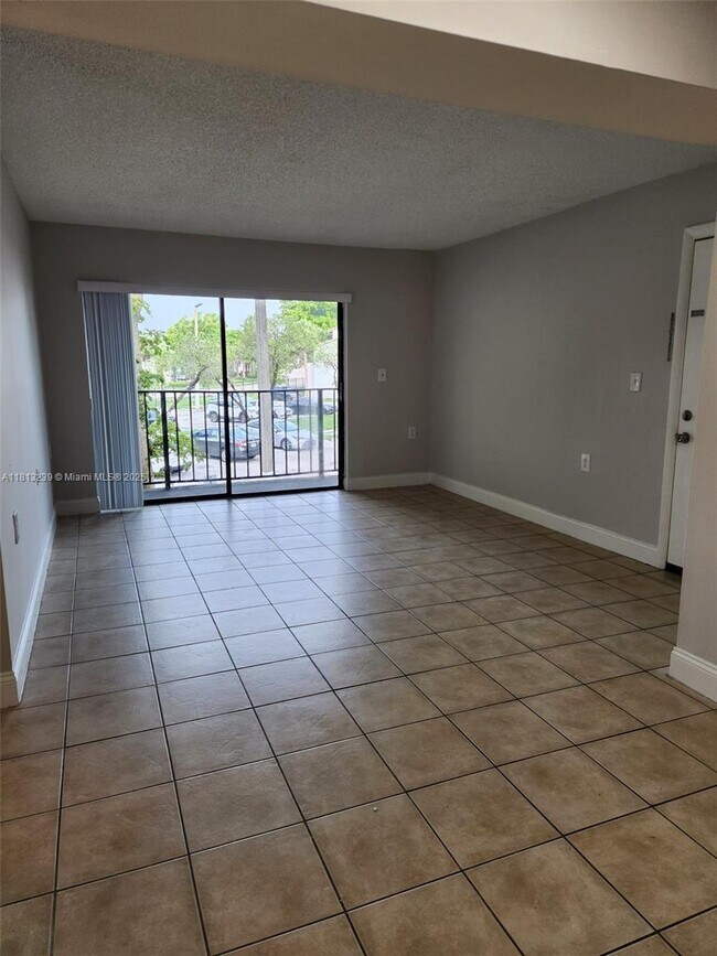 Building Photo - 7095 NW 179th St