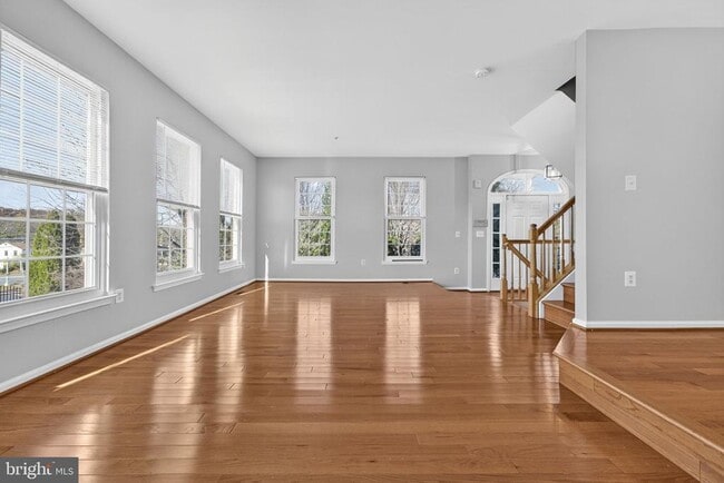 Building Photo - 2901 Mainstone Dr