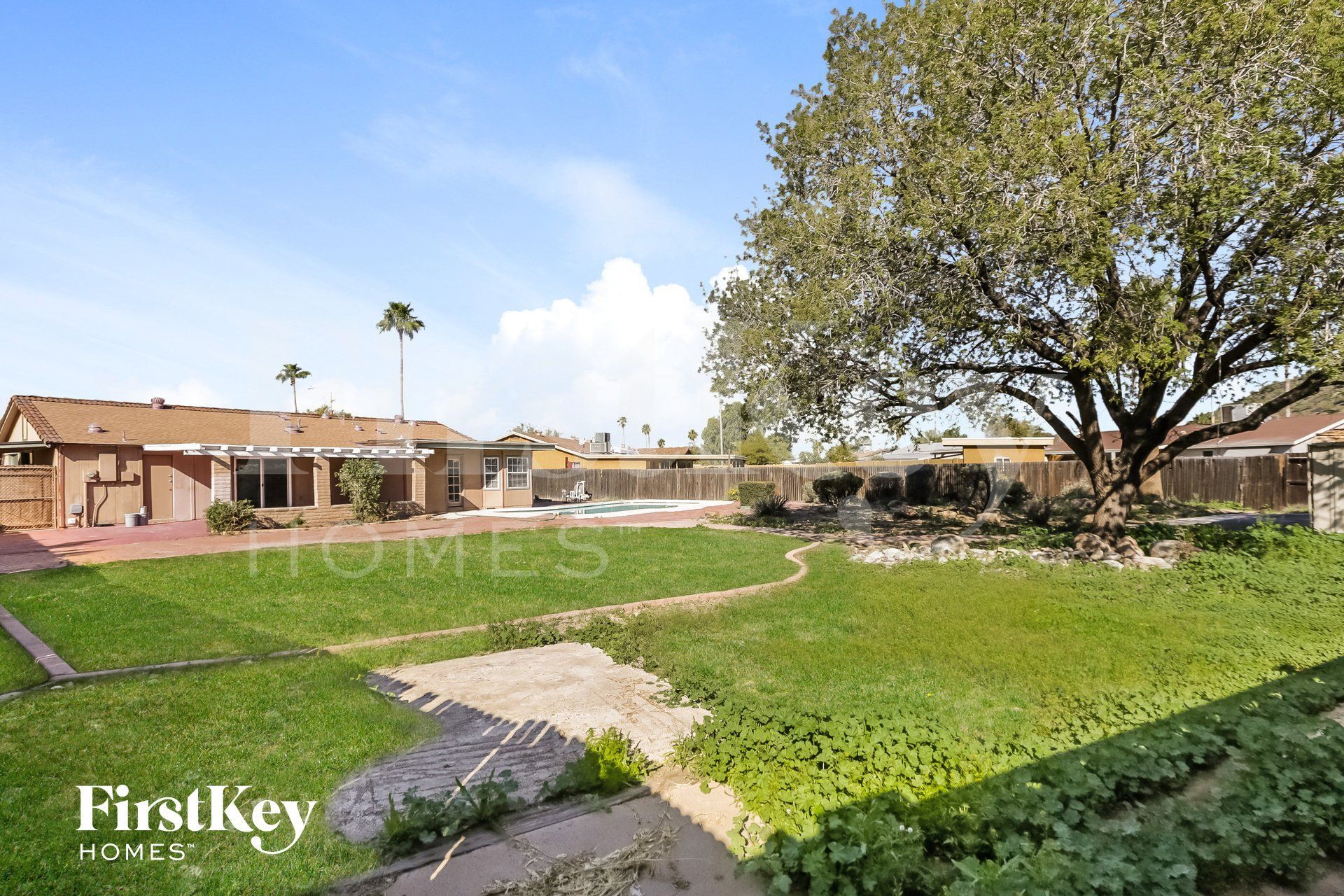 Building Photo - 13249 N 14th Dr