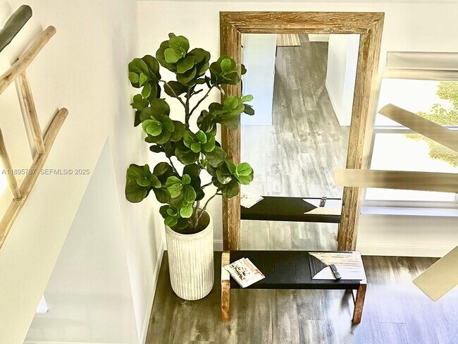 Building Photo - 4700 Regina Dr