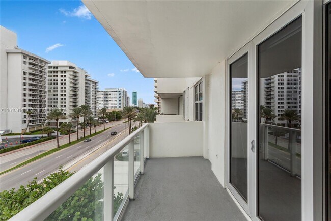 Building Photo - 5701 Collins Ave
