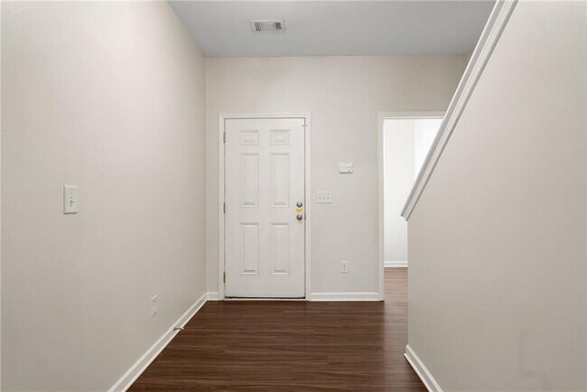 Building Photo - 6353 Mountain Home Way