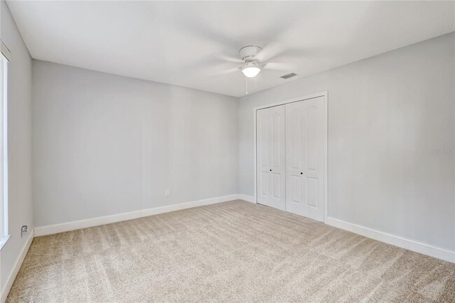 Building Photo - 16 Edgar Ln