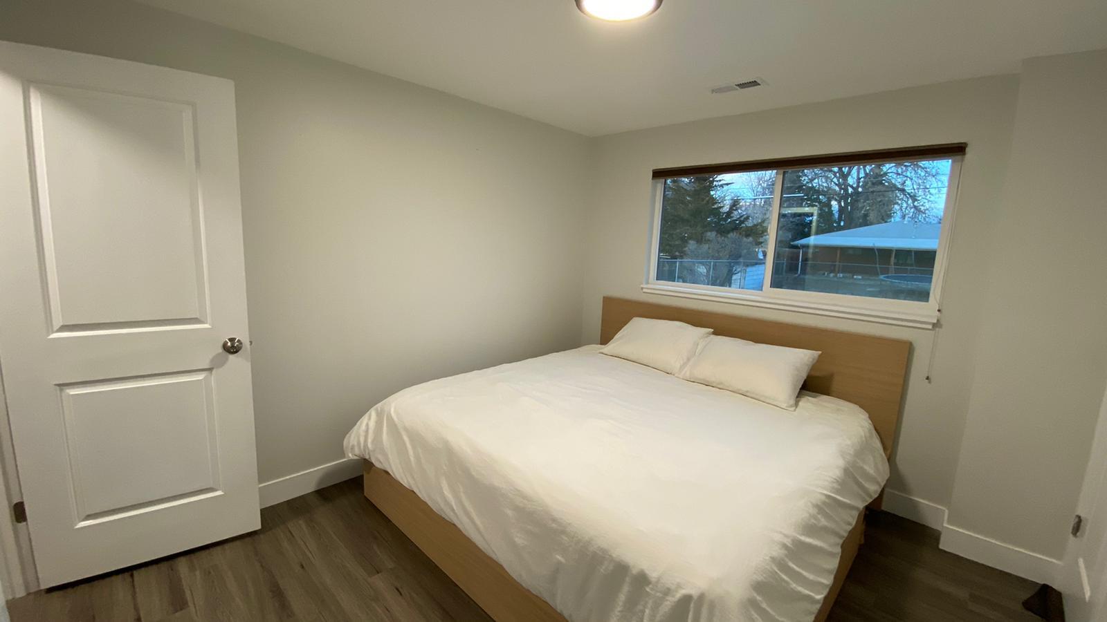 Building Photo - 12863 E Park Ln Dr