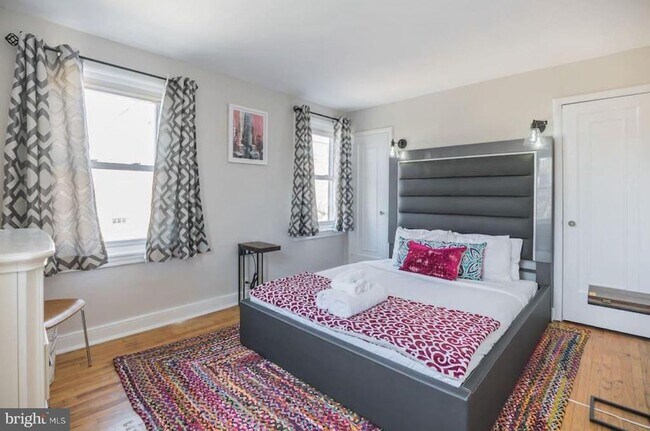 Building Photo - 501 S 26th St