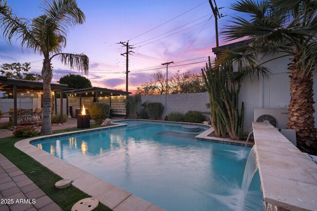 Primary Photo - 2240 N 74th Way