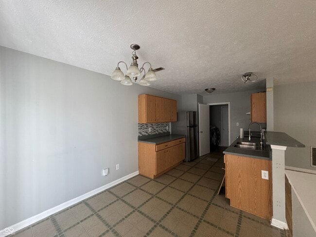 Building Photo - 7308 Wellwood Dr